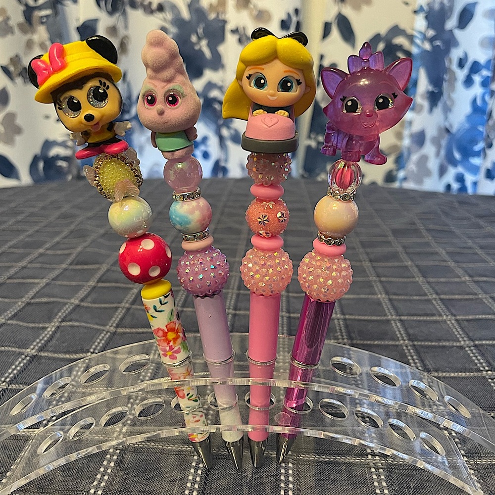 Beaded Doorable Pens 🩷